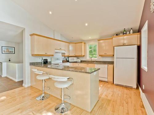 Cuisine - 68 Rue Des Outardes, Eastman, QC - Indoor Photo Showing Kitchen