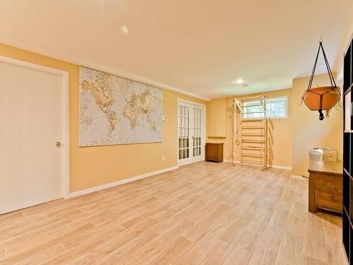 Family room - 68 Rue Des Outardes, Eastman, QC - Indoor Photo Showing Other Room