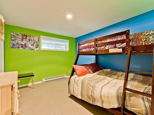 Bedroom - 68 Rue Des Outardes, Eastman, QC - Indoor Photo Showing Bedroom