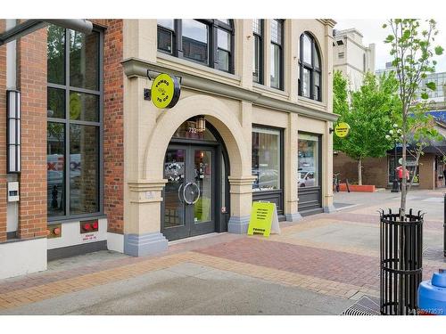 1504-728 Yates St, Victoria, BC - Outdoor With Facade