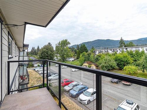 402-218 Bayview Ave, Ladysmith, BC - Outdoor With Exterior