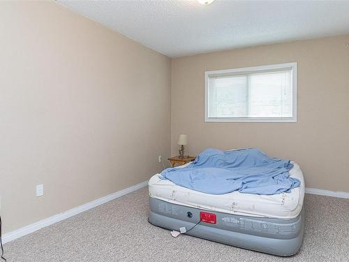 402-218 Bayview Ave, Ladysmith, BC - Indoor Photo Showing Bedroom