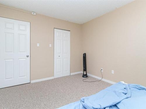 402-218 Bayview Ave, Ladysmith, BC - Indoor Photo Showing Bedroom