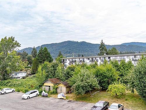 402-218 Bayview Ave, Ladysmith, BC - Outdoor With View