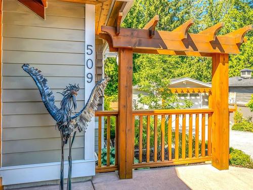 509 Mill Rd, Qualicum Beach, BC 