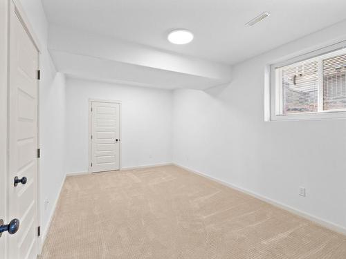 2542 Bentall Drive, Kamloops, BC - Indoor Photo Showing Other Room