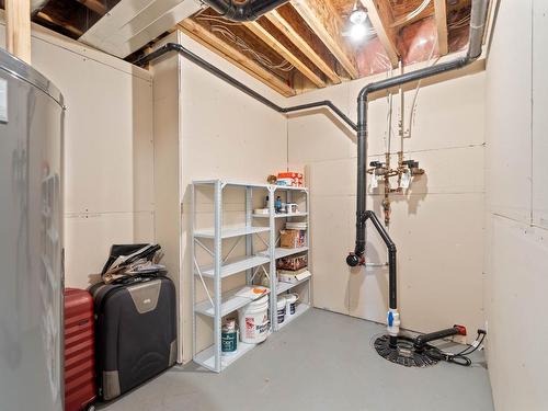 2542 Bentall Drive, Kamloops, BC - Indoor Photo Showing Basement