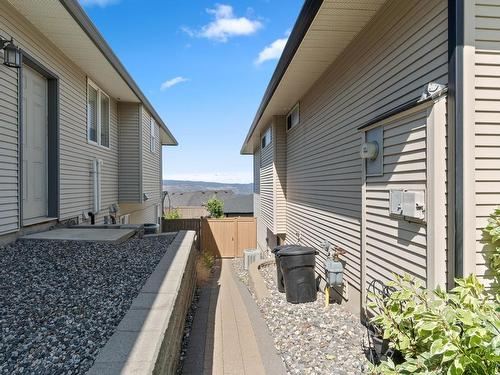 2542 Bentall Drive, Kamloops, BC - Outdoor With Exterior