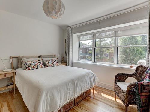 Master bedroom - 470 Av. De Dulwich, Saint-Lambert, QC - Indoor Photo Showing Bedroom