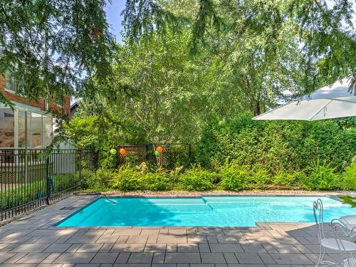 Pool - 470 Av. De Dulwich, Saint-Lambert, QC - Outdoor With In Ground Pool With Backyard