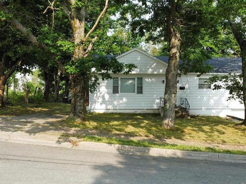 145 Grove Street, Sydney, NS 