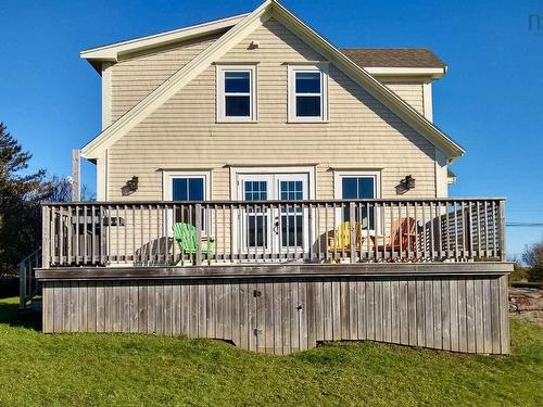 17 Mosher Road, Kingsburg, NS 