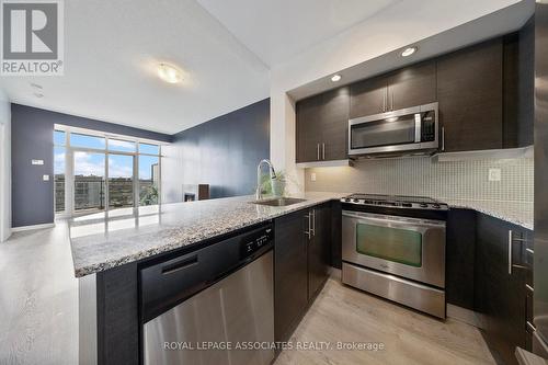 1420 - 85 East Liberty Street, Toronto (Niagara), ON - Indoor Photo Showing Kitchen With Upgraded Kitchen