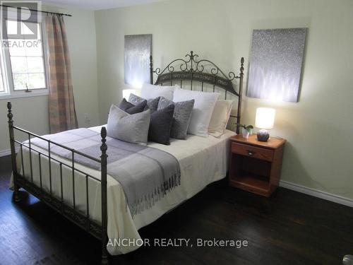 238 Homestead Crescent, London, ON - Indoor Photo Showing Bedroom