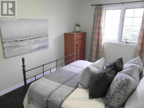 238 Homestead Crescent, London, ON - Indoor Photo Showing Bedroom