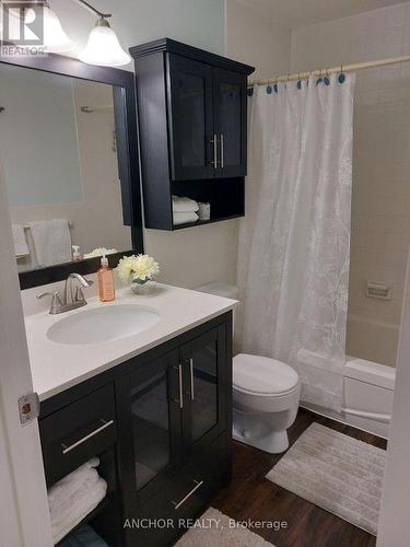 238 Homestead Crescent, London, ON - Indoor Photo Showing Bathroom