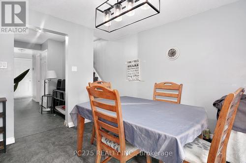 80 - 141 Condor Court, London, ON - Indoor Photo Showing Dining Room