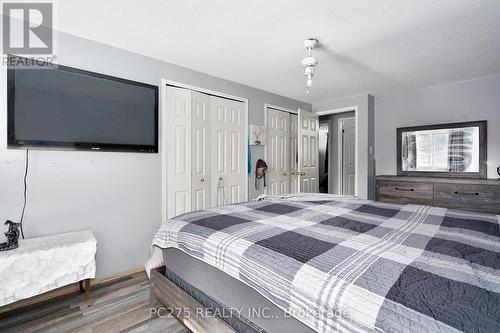 80 - 141 Condor Court, London, ON - Indoor Photo Showing Bedroom