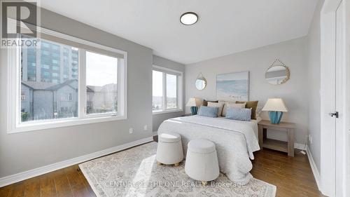 220 South Park Road, Markham, ON - Indoor Photo Showing Bedroom