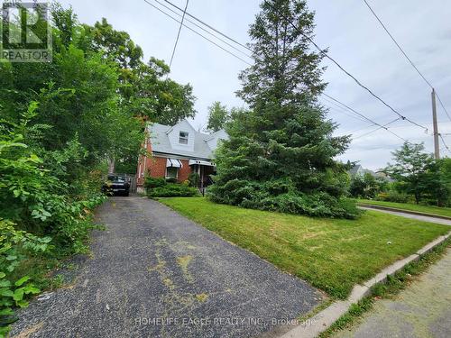 18 Homewood Avenue, Toronto (Newtonbrook West), ON - Outdoor