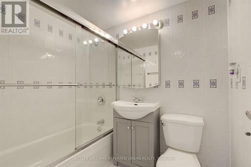 808 - 50 Lotherton Ptwy, Toronto (Yorkdale-Glen Park), ON - Indoor Photo Showing Bathroom