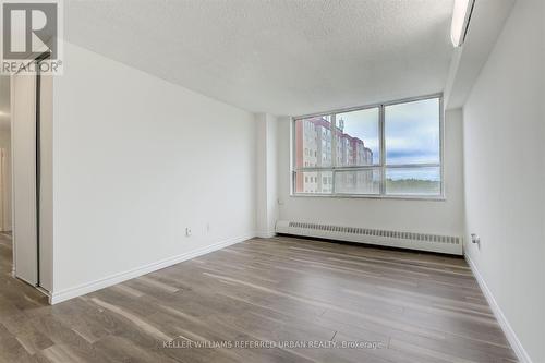 808 - 50 Lotherton Ptwy, Toronto (Yorkdale-Glen Park), ON - Indoor Photo Showing Other Room