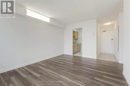 808 - 50 Lotherton Ptwy, Toronto (Yorkdale-Glen Park), ON - Indoor Photo Showing Other Room