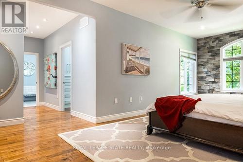 175 Oakhill Place, Hamilton (Ancaster), ON - Indoor Photo Showing Bedroom