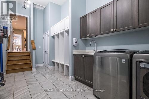 175 Oakhill Place, Hamilton (Ancaster), ON - Indoor Photo Showing Laundry Room