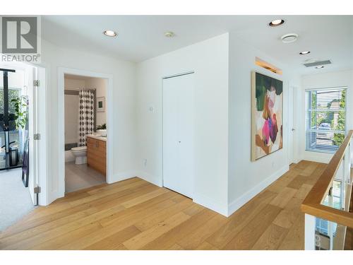 2340 Ethel Street, Kelowna, BC - Indoor Photo Showing Other Room