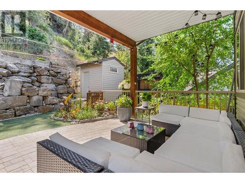 1041 Paret Crescent, Kelowna, BC - Outdoor With Deck Patio Veranda With Exterior