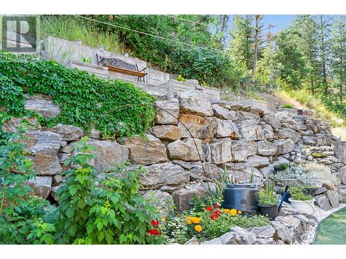 1041 Paret Crescent, Kelowna, BC - Outdoor