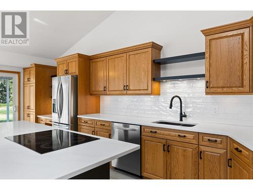 3898 Desert Pines Avenue, Peachland, BC - Indoor Photo Showing Kitchen With Double Sink