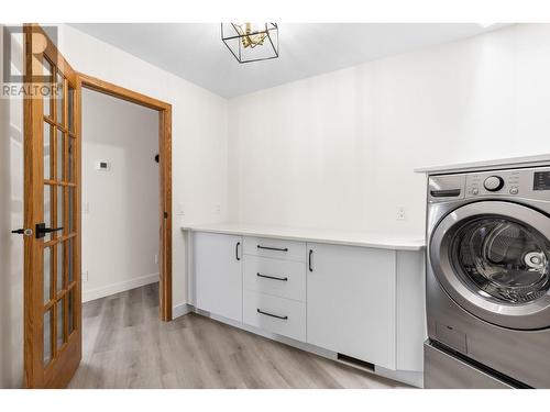 3898 Desert Pines Avenue, Peachland, BC - Indoor Photo Showing Laundry Room