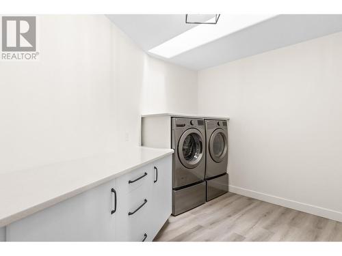 3898 Desert Pines Avenue, Peachland, BC - Indoor Photo Showing Laundry Room