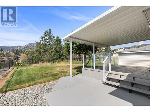 3898 Desert Pines Avenue, Peachland, BC - Outdoor