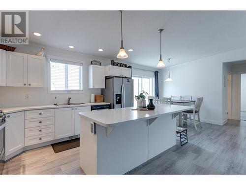 1835 Nancee Way Court Unit# 30, Kelowna, BC - Indoor Photo Showing Kitchen With Upgraded Kitchen