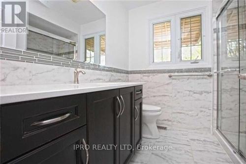 10414 Chinguacousy Road, Brampton (Fletcher'S Meadow), ON - Indoor Photo Showing Bathroom