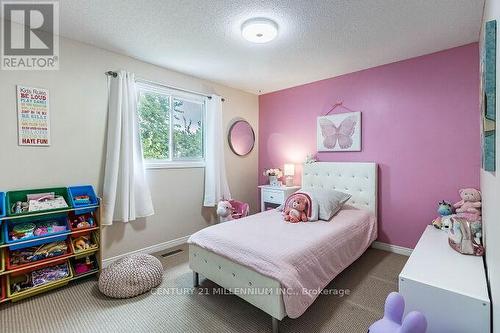 92 Cassander Crescent, Brampton (Heart Lake East), ON - Indoor Photo Showing Bedroom