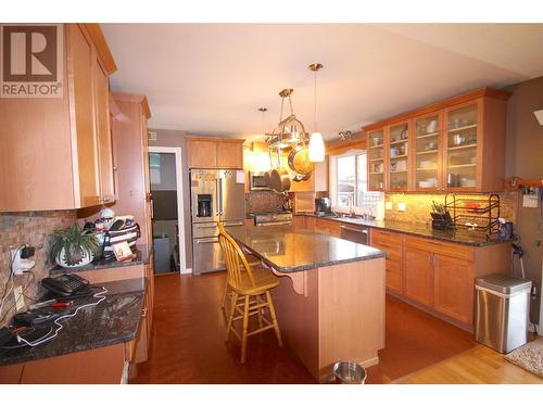 1516 114 Avenue, Dawson Creek, BC - Indoor Photo Showing Kitchen