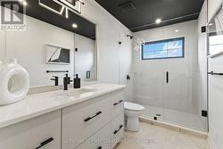 2nd bedroom bathroom, 3 pc - 