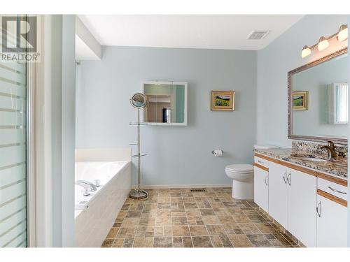 3131 Doucette Drive, West Kelowna, BC - Indoor Photo Showing Bathroom