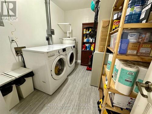 1502 - 500 Talbot Street, London, ON - Indoor Photo Showing Laundry Room