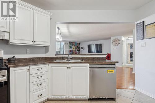 1502 - 500 Talbot Street, London, ON - Indoor Photo Showing Kitchen With Double Sink