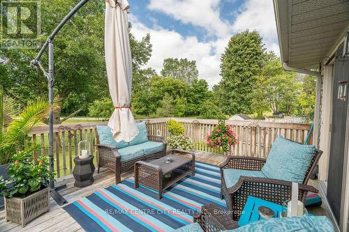 63 Parkview Drive, Strathroy-Caradoc (Ne), ON - Outdoor With Deck Patio Veranda With Exterior