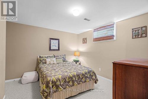 63 Parkview Drive, Strathroy-Caradoc (Ne), ON - Indoor Photo Showing Bedroom