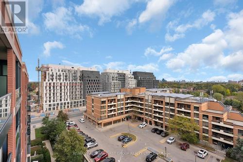 907 - 525 Wilson Avenue, Toronto (Clanton Park), ON - Outdoor With View