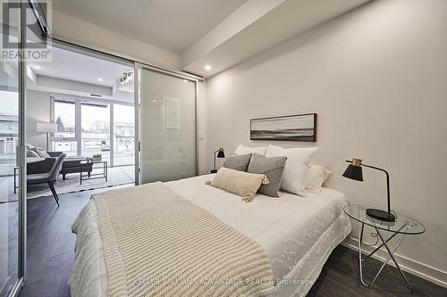 105 - 2213 Kingston Road, Toronto (Birchcliffe-Cliffside), ON - Indoor Photo Showing Bedroom