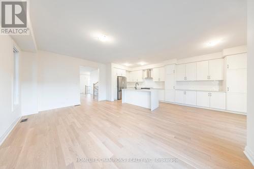 476 Twin Streams Road, Whitby, ON - Indoor Photo Showing Kitchen