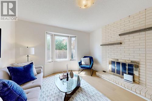 125 Wharton Square, Toronto (Milliken), ON - Indoor Photo Showing Living Room With Fireplace